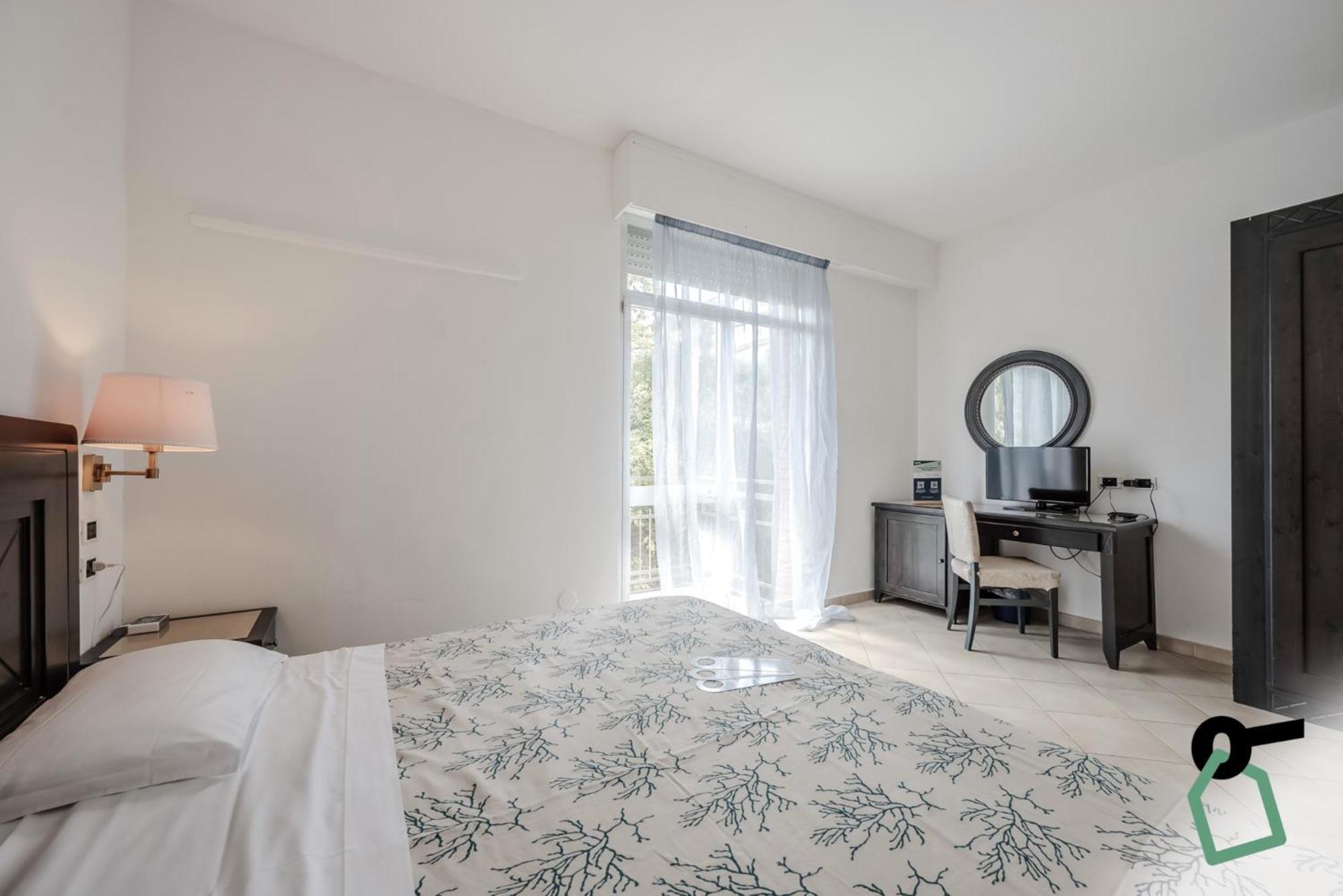 Hotiday Room Collection - Porto Azzurro Capoliveri  Esterno foto