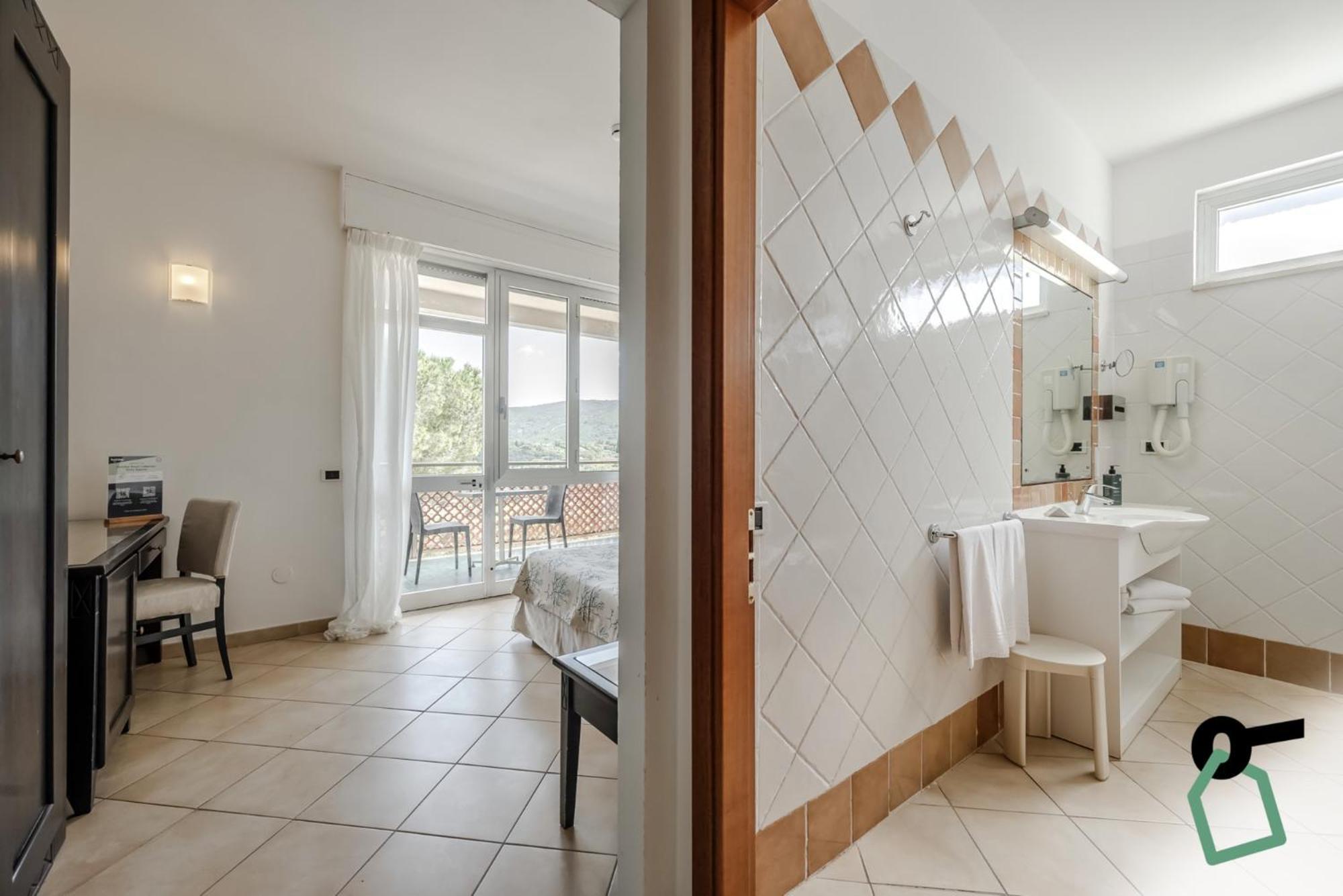 Hotiday Room Collection - Porto Azzurro Capoliveri  Esterno foto