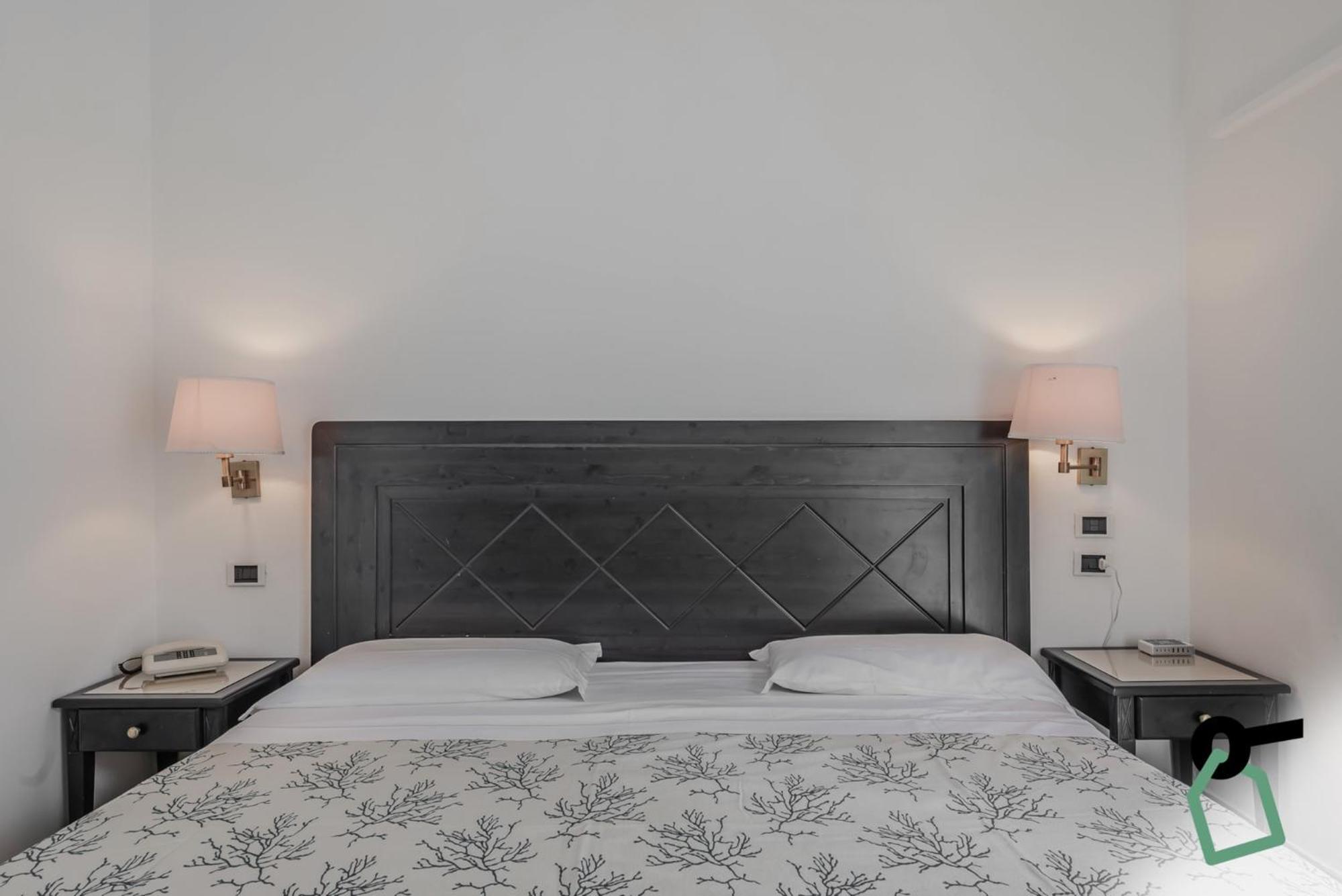 Hotiday Room Collection - Porto Azzurro Capoliveri  Esterno foto